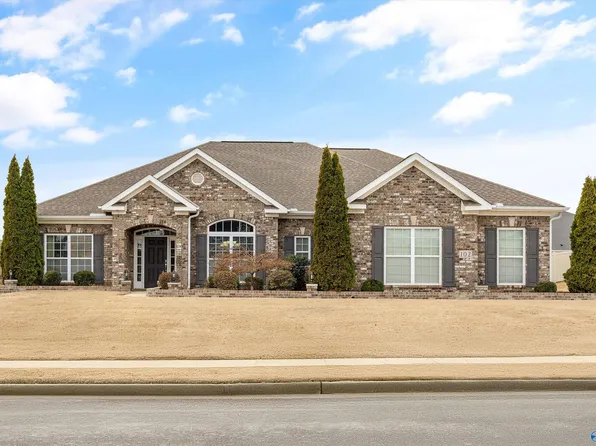 102 Running Brook Ct, Madison, AL 35757