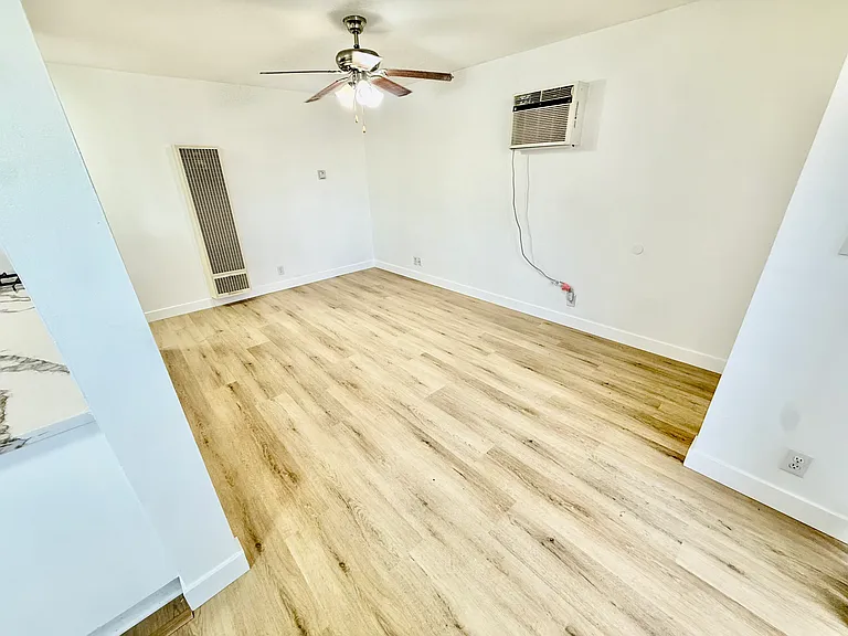 3374 Overland Ave #1 — Photo 6