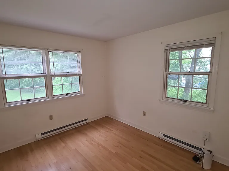 84 Benedict Ln #A — Photo 8