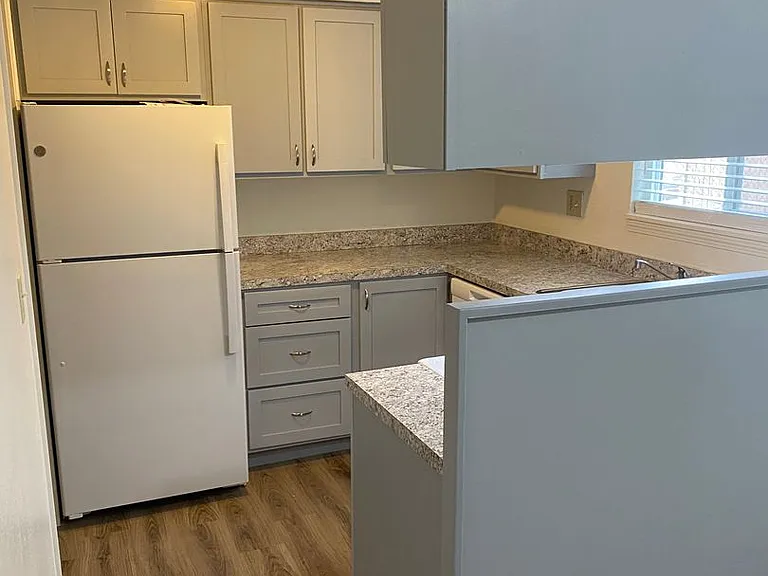 642 32nd Ave SE #5 — Photo 8