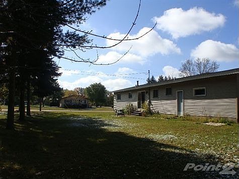 5405 Zadra St. Patio