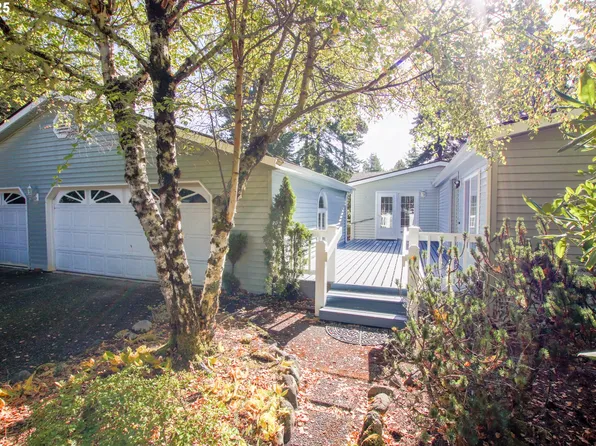 216 Munsel Creek Loop, Florence, OR 97439