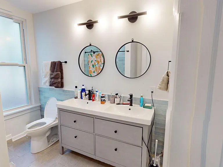208 Canner St — Photo 14