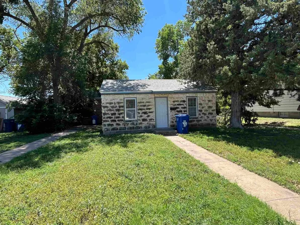 204 W 5th St, Hays, KS 67601