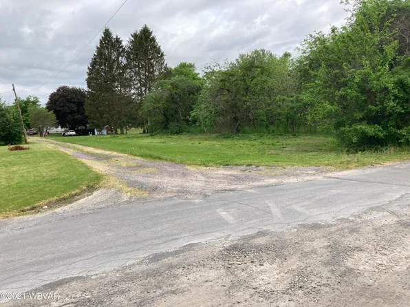 555 E Beech Aly, Hughesville, PA 17737