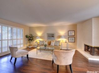 1418 Commons Dr, Sacramento, CA 95825