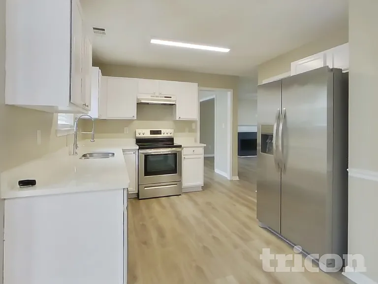 30 Kendall Ln — Photo 9