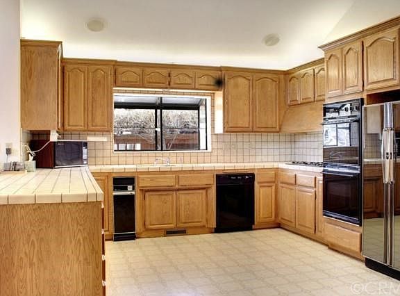 5th image of 243 Mann Dr
