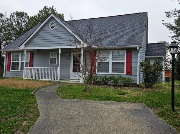 2802 Pinetree Ct, Durham, NC 27705