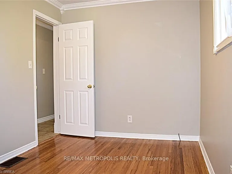 5 McCammon St #UPPER — Photo 21