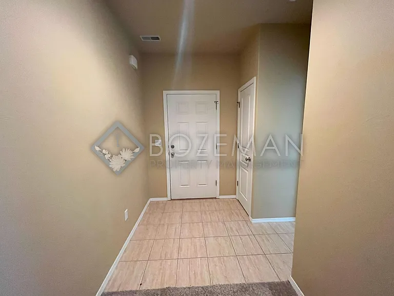 270 Pond Lily Dr — Photo 17