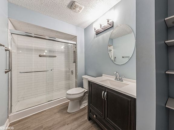 5th image of 15810 Terrace Dr #U2e