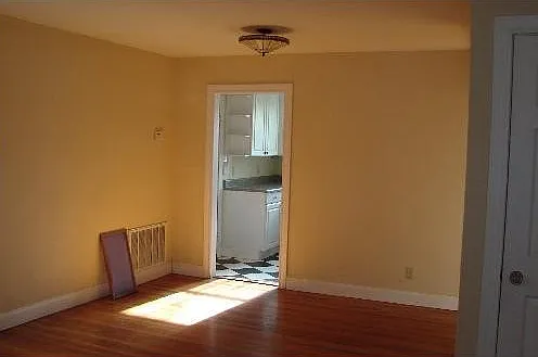 621 Everhart Rd — Photo 3