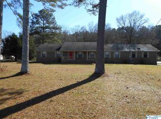 3373 Steele Station Rd, Rainbow City, AL 35906