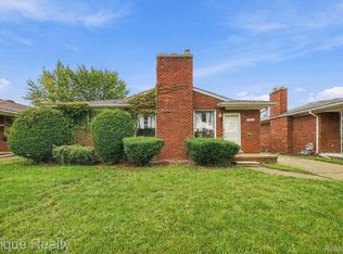 16195 Stricker Ave, Eastpointe, MI 48021