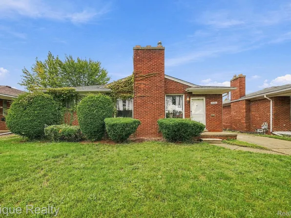16195 Stricker Ave, Eastpointe, MI 48021