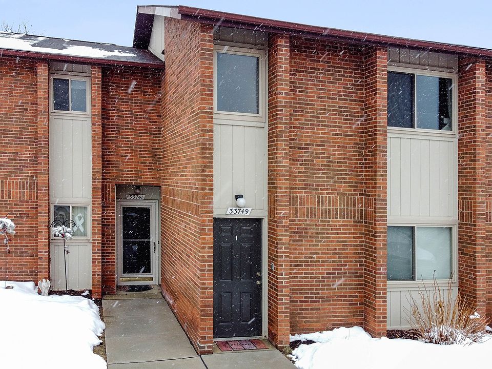 1st image of 33749 Pondview Cir