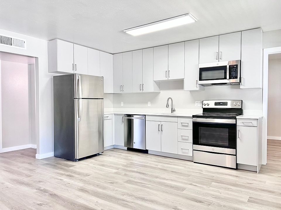1st image of 2025 E Turney Ave #1W