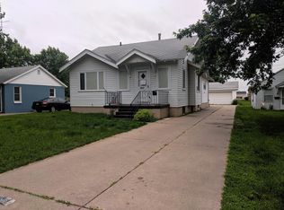 2612 W 1st St, Grand Island, NE 68803