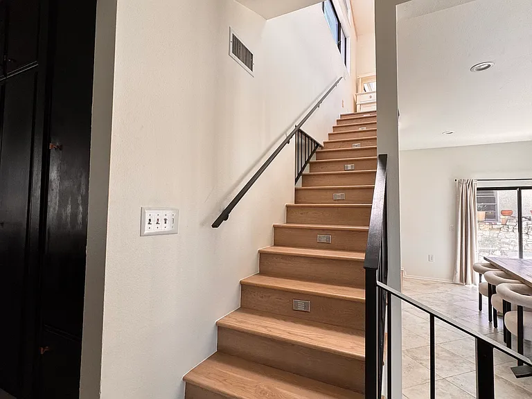 5183 Topanga Canyon Blvd #1 — Photo 9