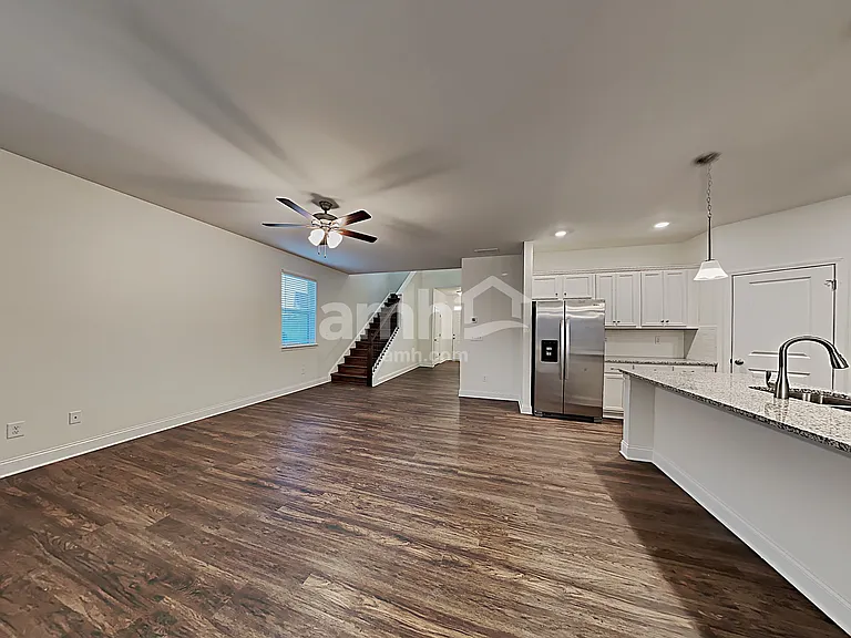 5280 Hudson Valley Dr — Photo 6