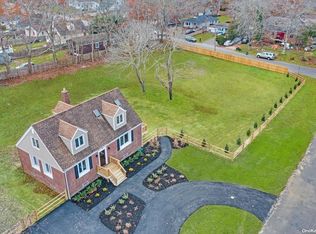 4 Riverside Ave, Mastic Beach, NY 11951