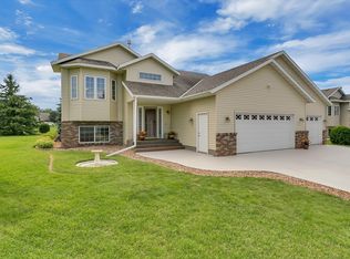 2524 Goettens Way, Saint Cloud, MN 56301