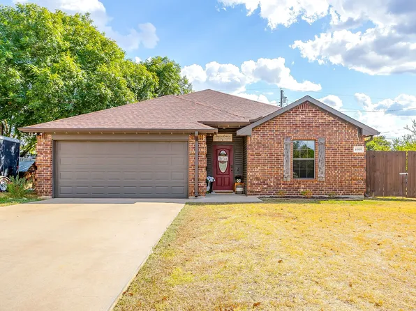 4000 NE 4th St, Mineral Wells, TX 76067