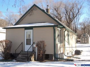 7019 Railroad Ave, Bellevue, NE 68147
