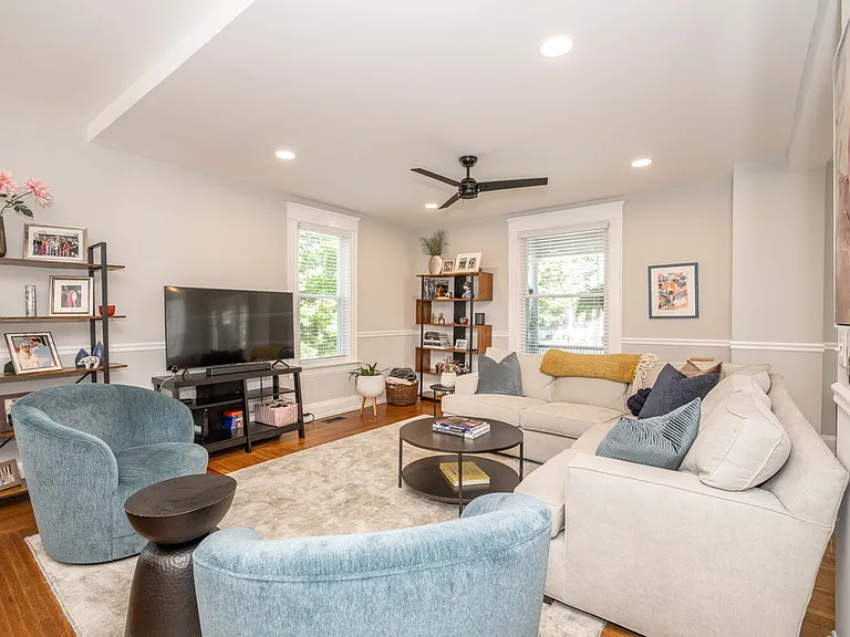 3105 Gloss Ave — Photo 11