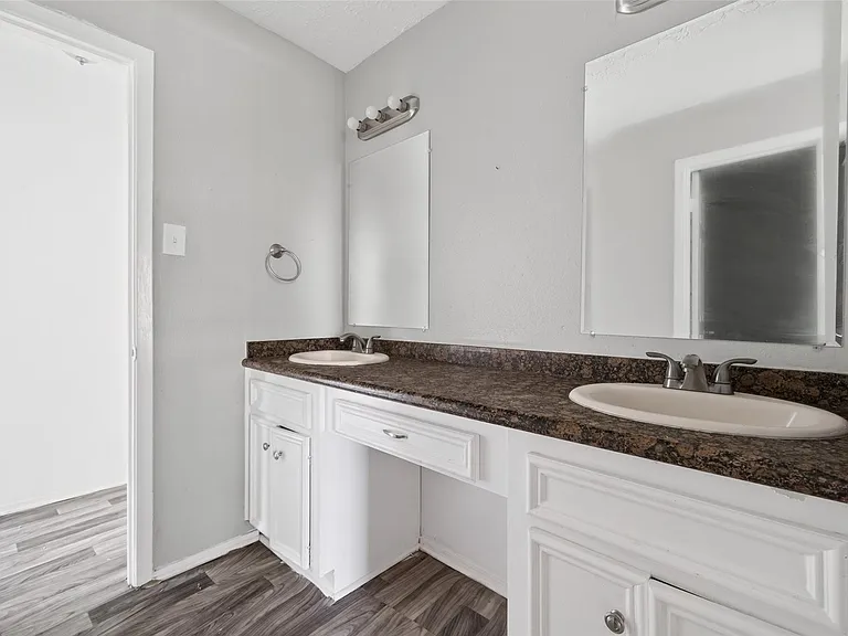 8203 Lone Quail Dr — Photo 21