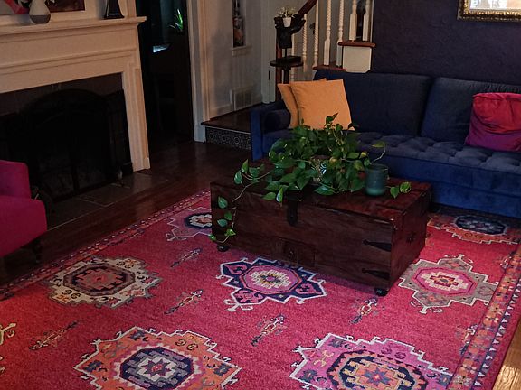 Sitting area and art room.