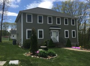 23 Brendan Rd, Clinton, MA 01510