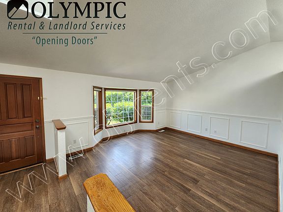 Living room_08252023