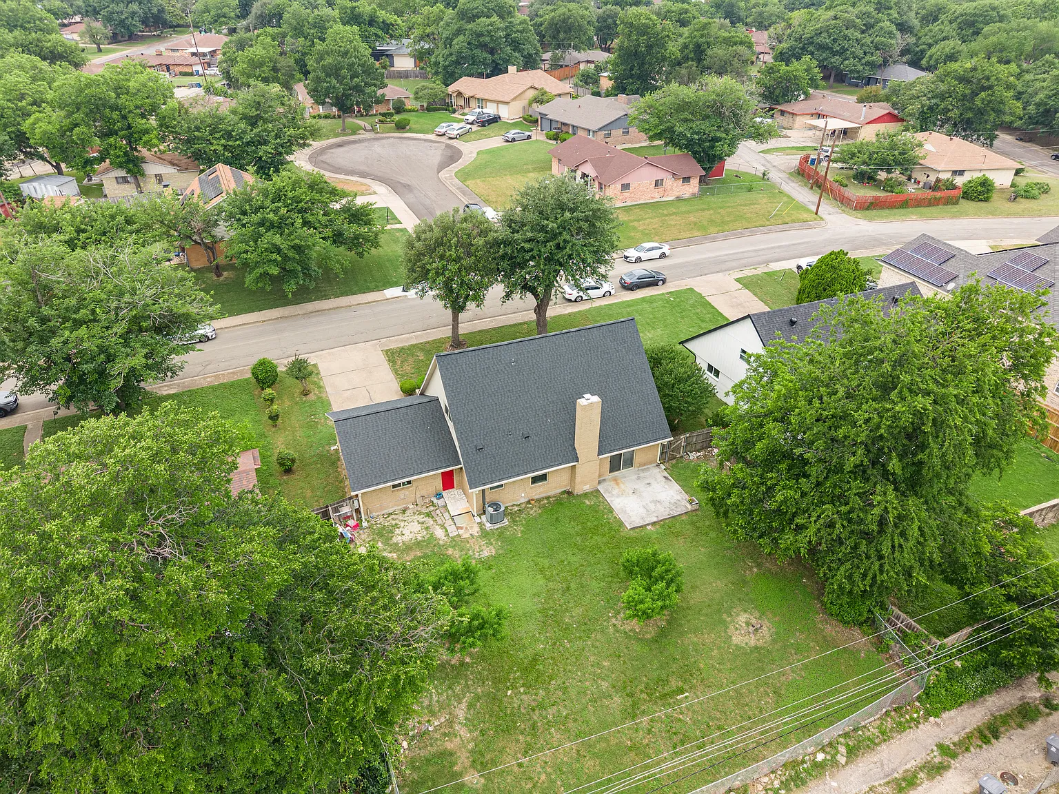 3 bed, 1769 sqft, $1,900 — Photo 3