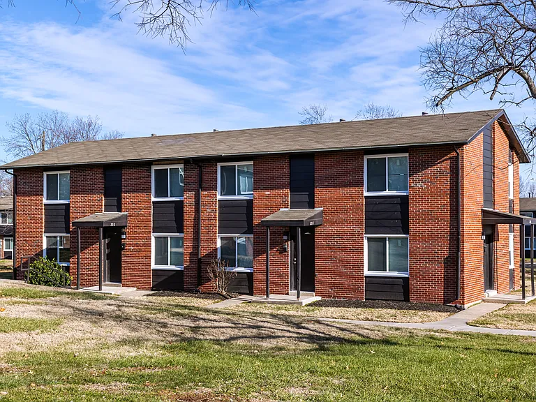Blacklark Apartments — Photo 7