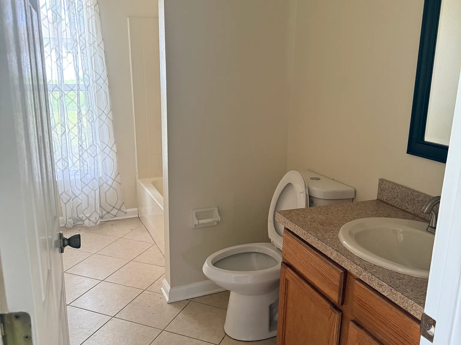 2 bed, 800 sqft, $1,450 — Photo 4