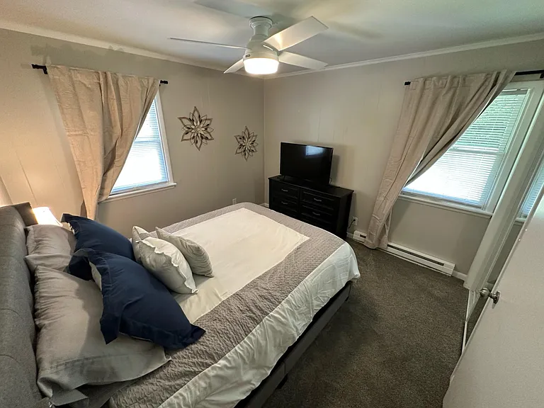 220 W Swayzee St — Photo 6
