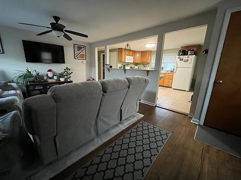 426 Ivyhurst Rd N #UPPER — Photo 2