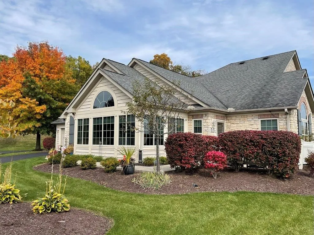 414 Pine Brook Ct photo 1