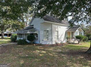 39 Edwards Rd, Yatesville, GA 31097