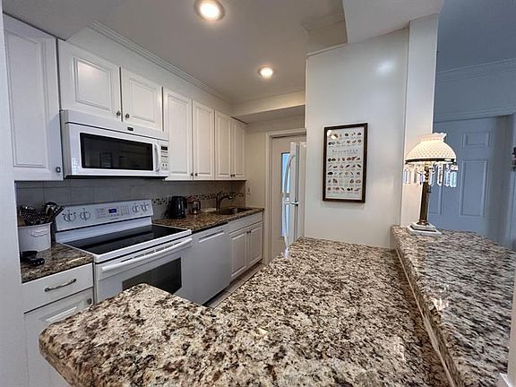 4th image of 125 South Blvd APT 1A
