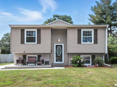 5039 48th St #A, Moline, IL, 61265
