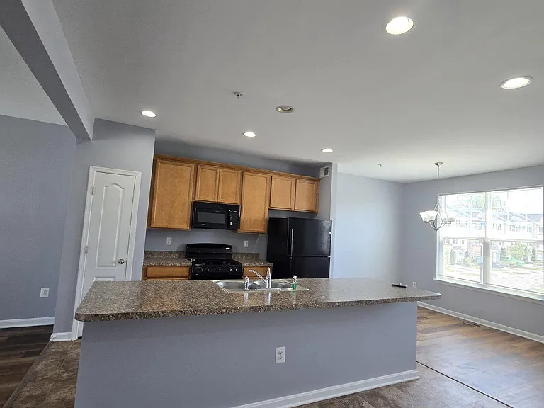 7720 Village Park Dr — Photo 28