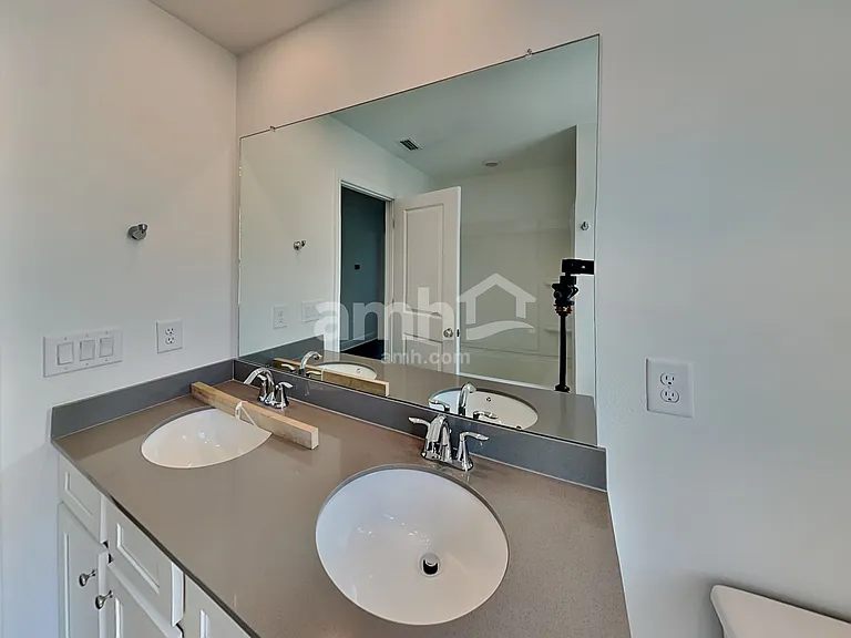 14628 Cedar Mill Dr — Photo 20