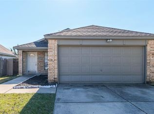 3331 Strong Winds Dr, Houston, TX 77014