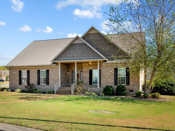 131 Hunters Glen Dr, Columbia, TN 38401