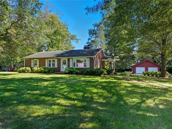 3137 Middlebrook Dr, Clemmons, NC 27012