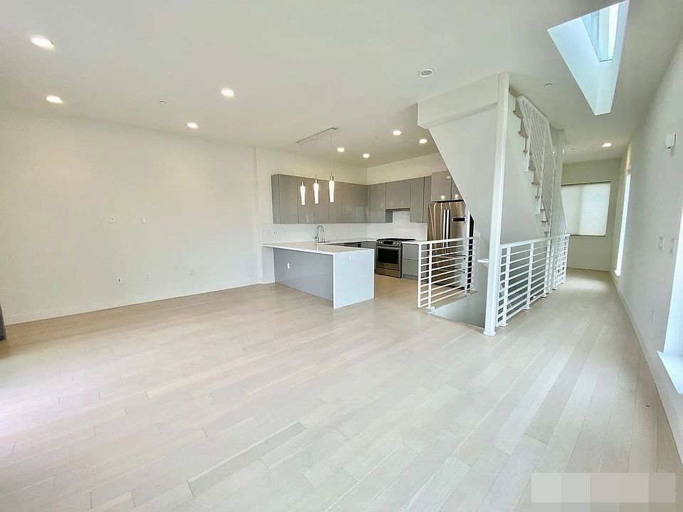 1st image of 45 Kirkwood Ave