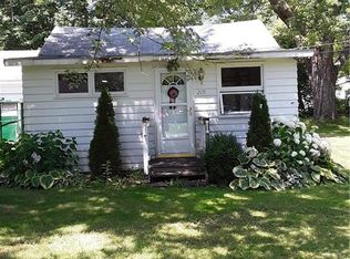 219 Goredon Dr, Chardon, OH 44024